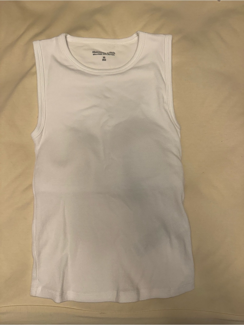Abercrombie & Fitch Bra Free white ribbed tank